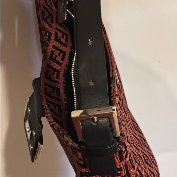 Fendi Zucca Pattern Red and Black Shoulder Bag with FF Monogram - Picture 15 of 16